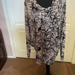 Vera Wang long sleeve shirt